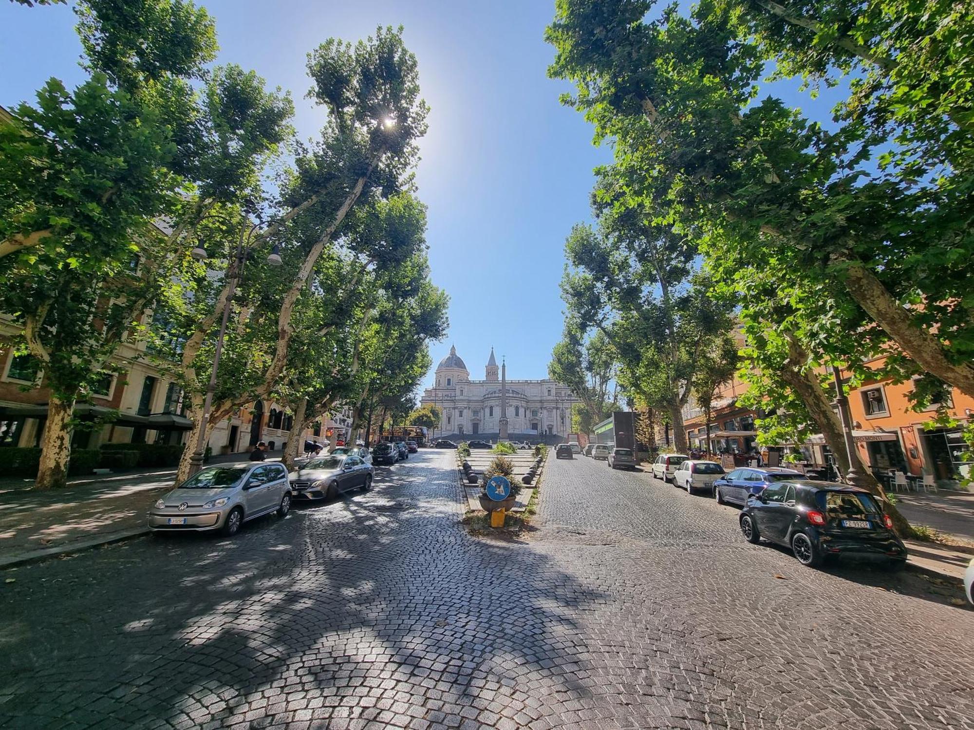 Luxury 2 Bedroom Apartment In The Heart Of Roma Buitenkant foto